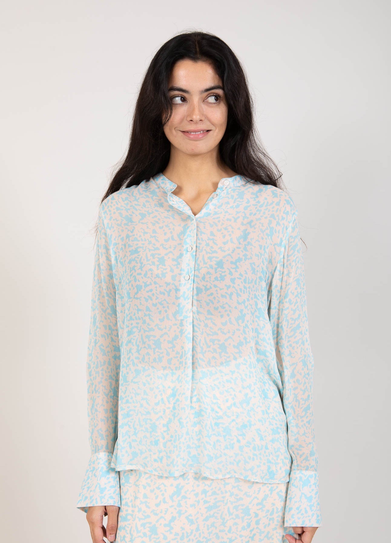 Coster Copenhagen SKJORTA I LEOSPLASH-TRYCK Shirt/Blouse Leo splash print - 908