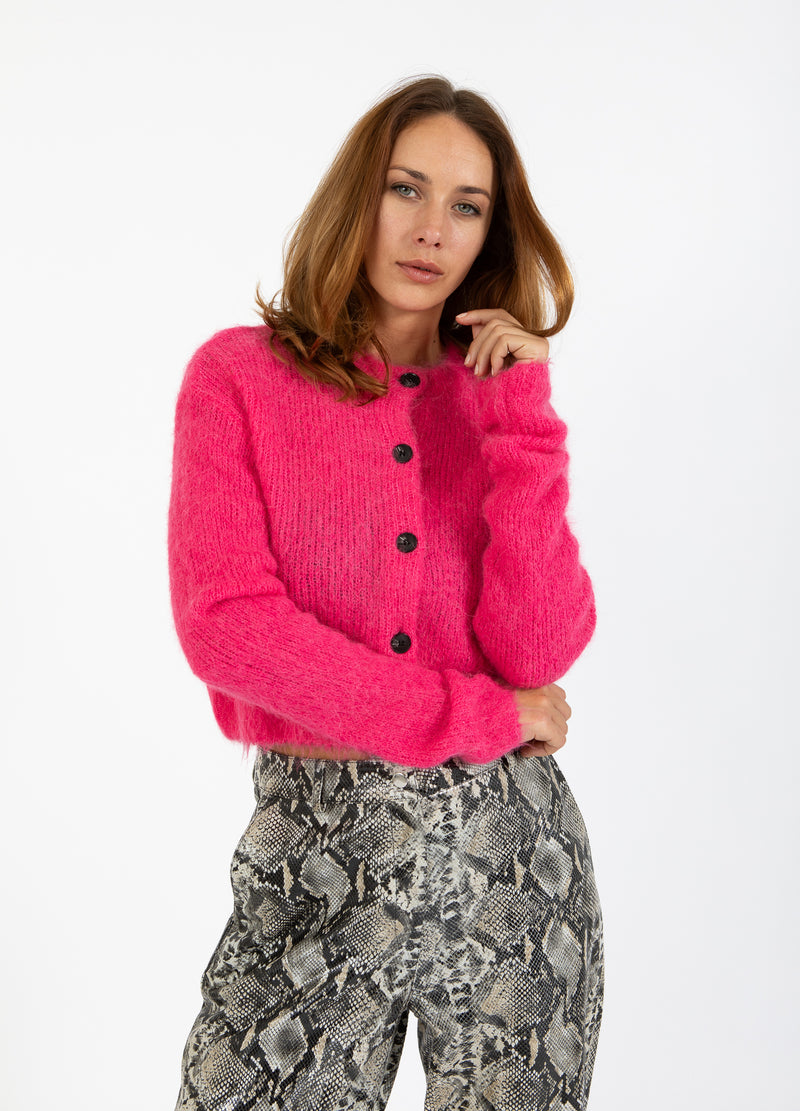 Coster Copenhagen AVKORTAD STICKAD KOFTA Knitwear Bright pink - 663