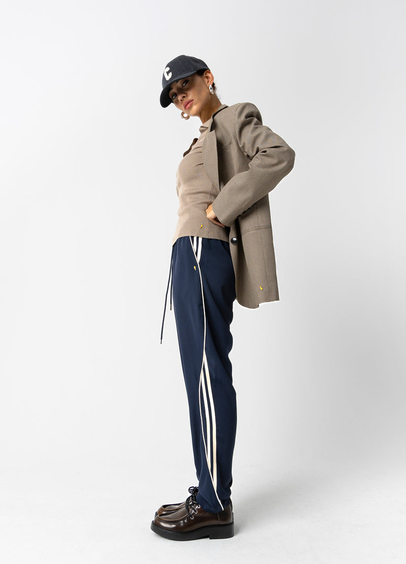 Coster Copenhagen AVSLAPPNAD SPORTBYXA - SILLE PASSFORM Pants Navy/off white - 566