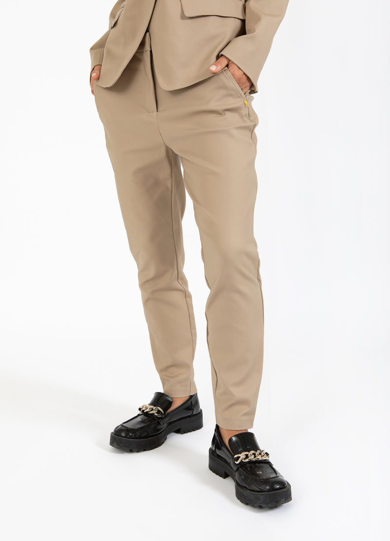Coster Copenhagen BYXOR NORMAL LÄNGD - STELLA PASSFORM Pants Desert sand - 329