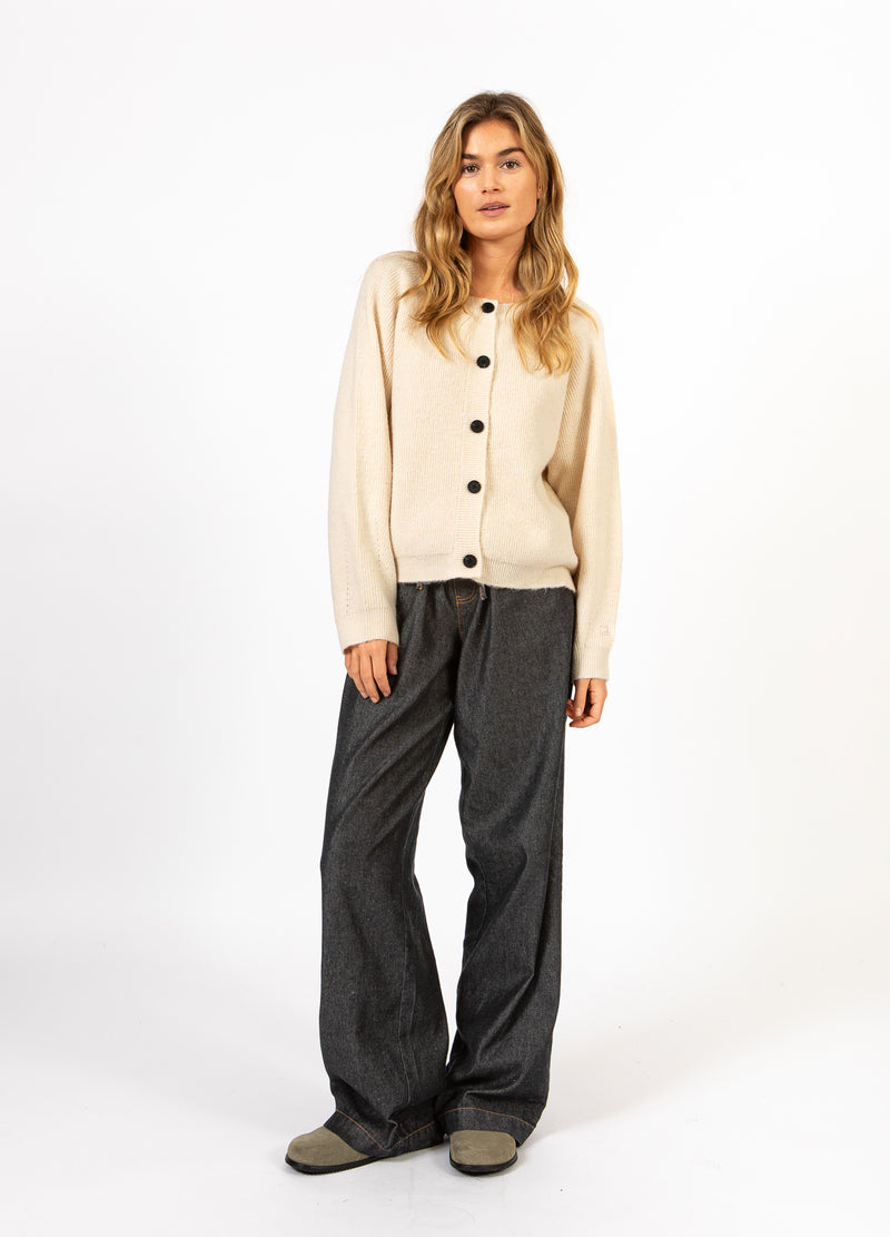 CC Heart CC HEART EMMA O-NECK STICKAD KARDIGAN Knitwear Creme - 241