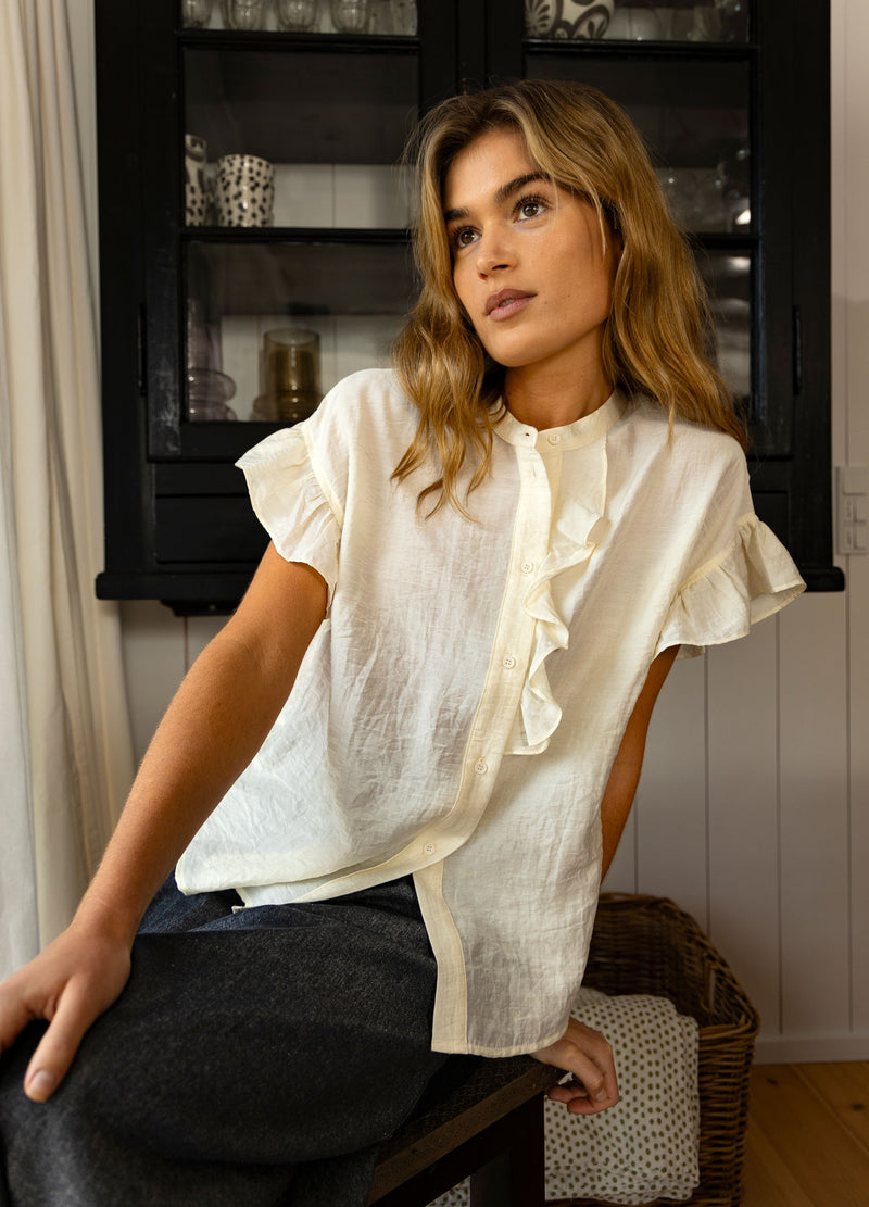 CC Heart CC HEART HAZEL VOLANGSKJORTA BLOUS Shirt/Blouse Creme - 241