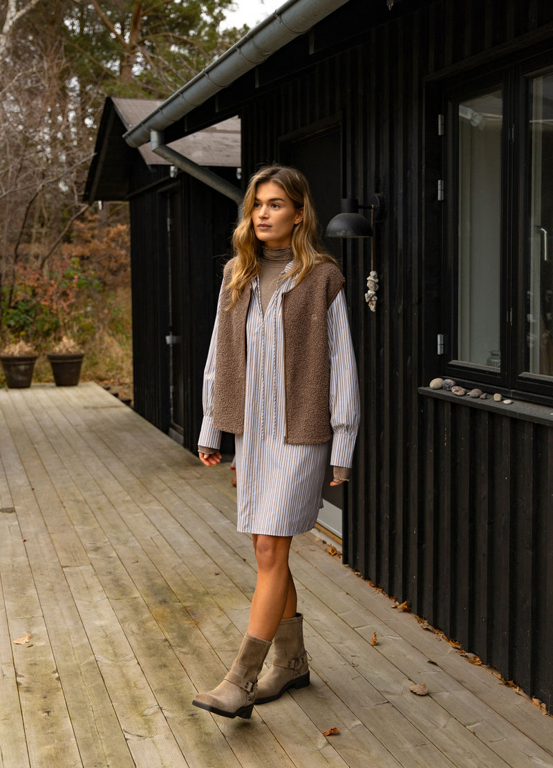 CC Heart CC HEART JAMIE FLEECE VÄST Outerwear Light nougat - 378