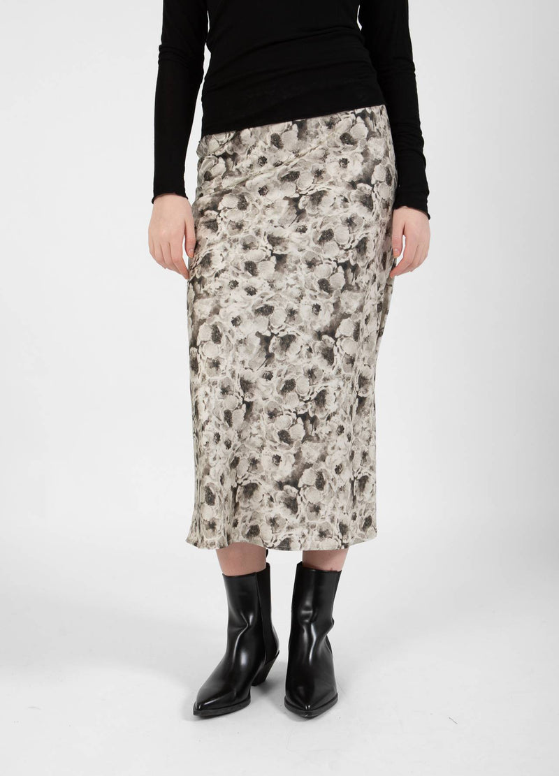 CC Heart  CC HEART SKYLER MEDELLÅNG KJOL MED TRYCK Skirt Black/cream rose - 166