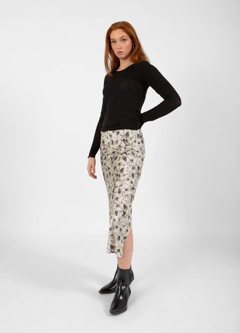 CC Heart  CC HEART SKYLER MEDELLÅNG KJOL MED TRYCK Skirt Black/cream rose - 166