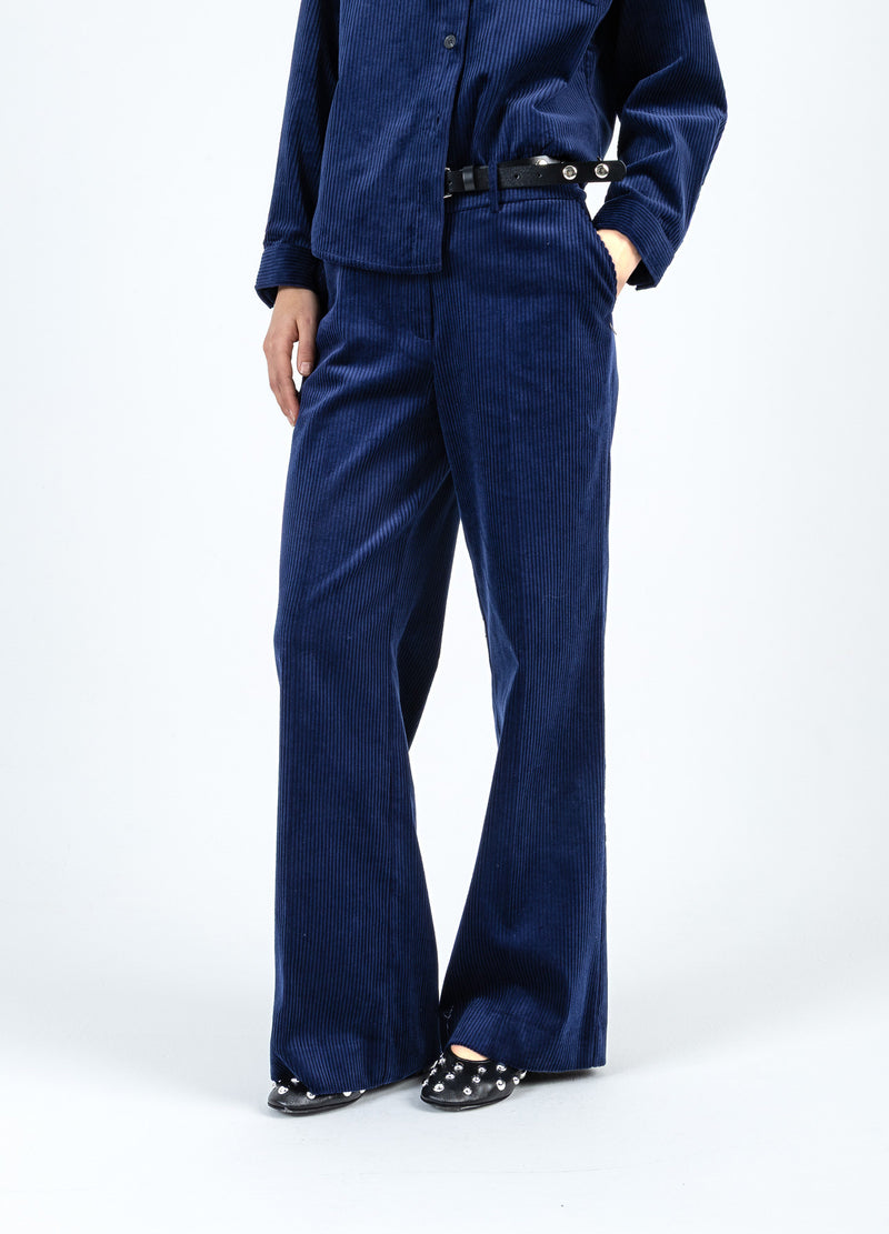 Coster Copenhagen CORDBYXOR - PETRA PASSFORM Pants Eclipse blue -555