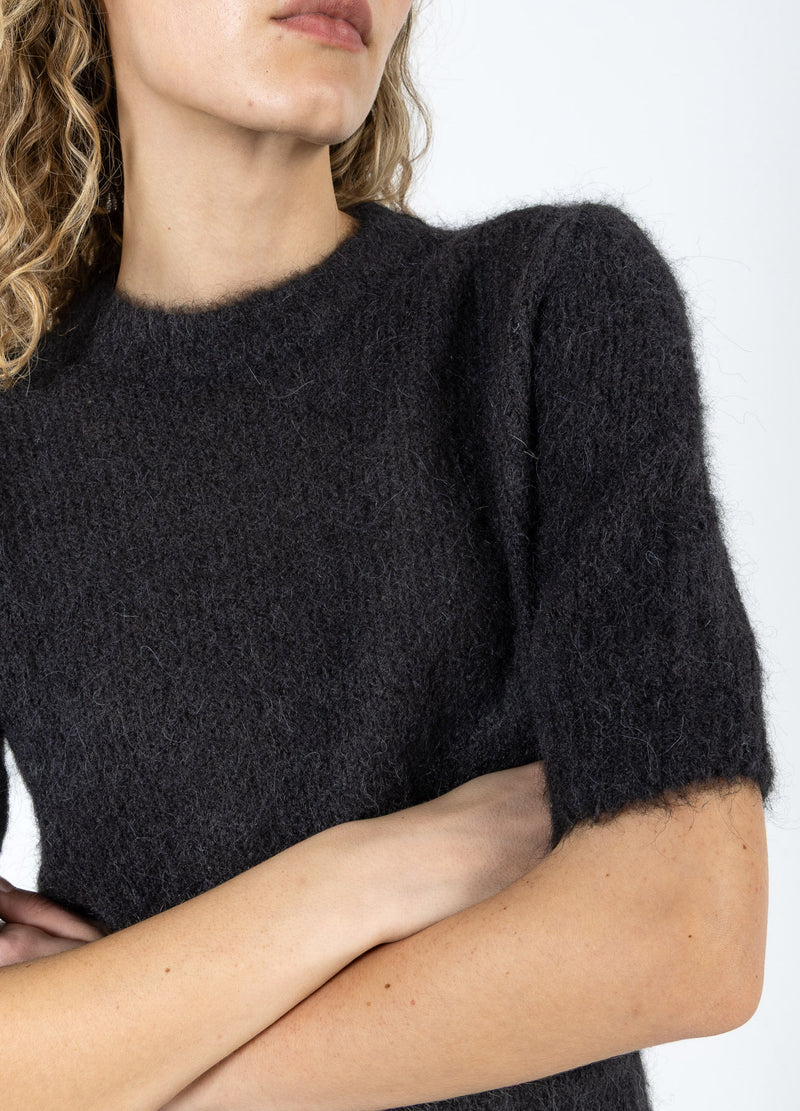Coster Copenhagen KORTÄRMAD STICKAD I ALPACKA Knitwear Black - 100