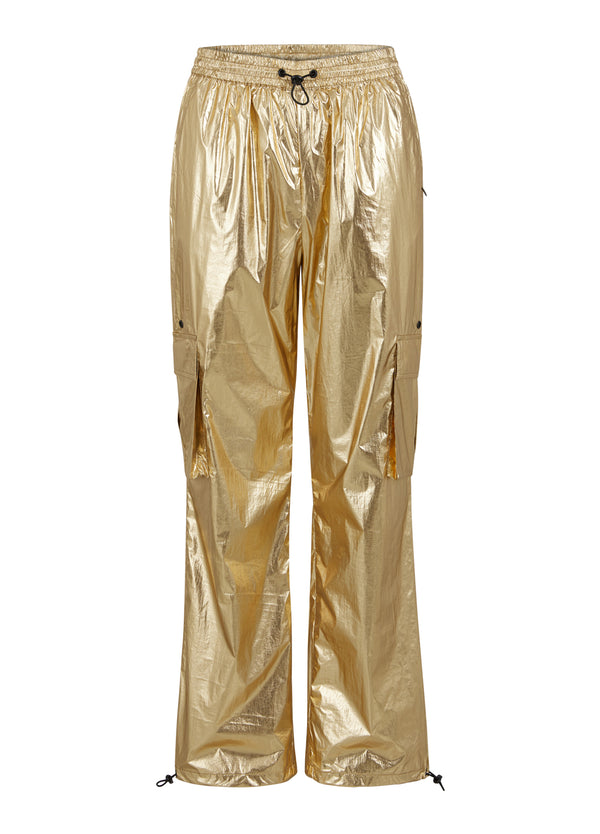 Coster Copenhagen METALLIC CARGOBYXOR - SILLE PASSFORM Pants Metallic gold - 786
