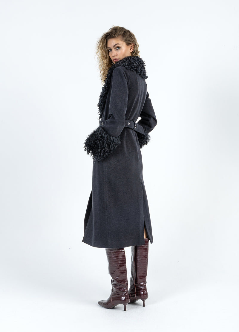 Coster Copenhagen MJUK KAPPA MED PÄLSDETALJ Outerwear Black - 100