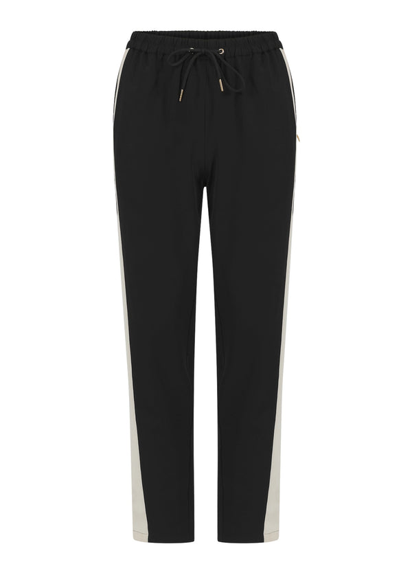 Coster Copenhagen SPORTIGA BYXOR MED SIDOPANEL - SILLE PASSFORM Pants Creme / black - 177