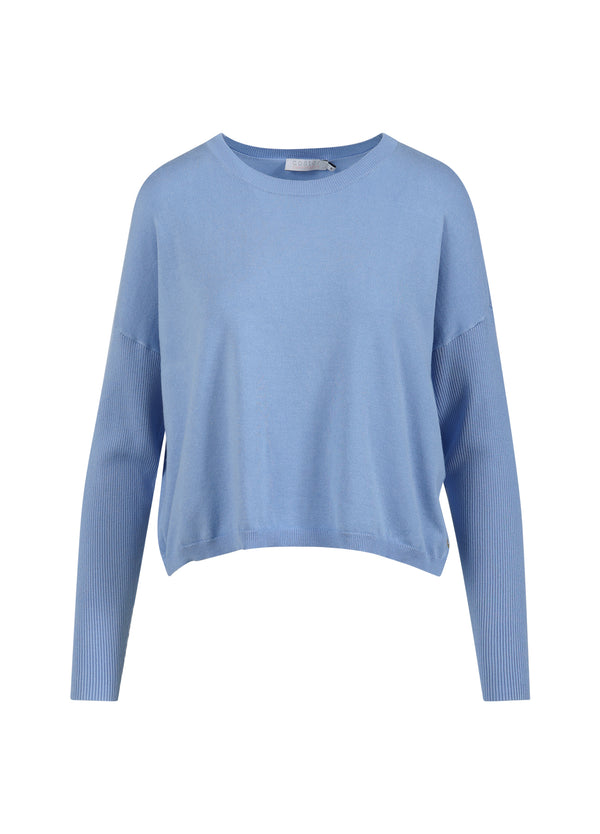 Coster Copenhagen STICKAD MED AXELSÖMMAR OCH TIGHTA ÄRMAR Knitwear Ice blue - 544