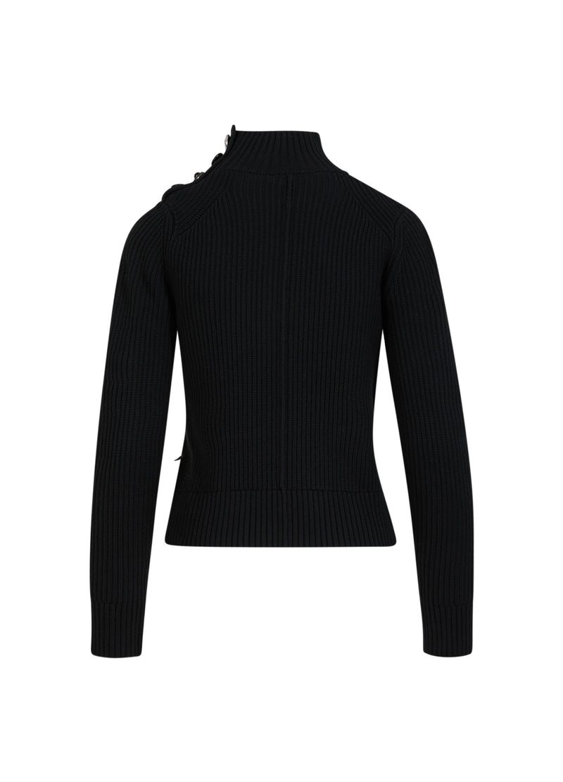 Coster Copenhagen STICKAD MED HÖG HALS OCH KNAPPAR Knitwear Black - 100