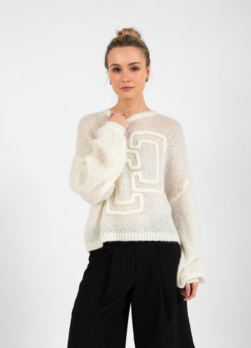 Coster Copenhagen STICKAD MED STORT EMBLEM Knitwear Creme - 241