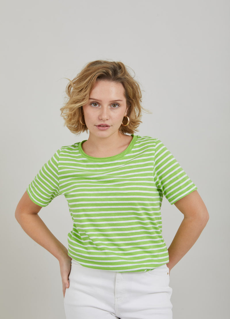 Coster Copenhagen T-SHIRT M. RÄNDER- MEDELLÅNGA ÄRMAR T-Shirt Flashy green stripe - 401