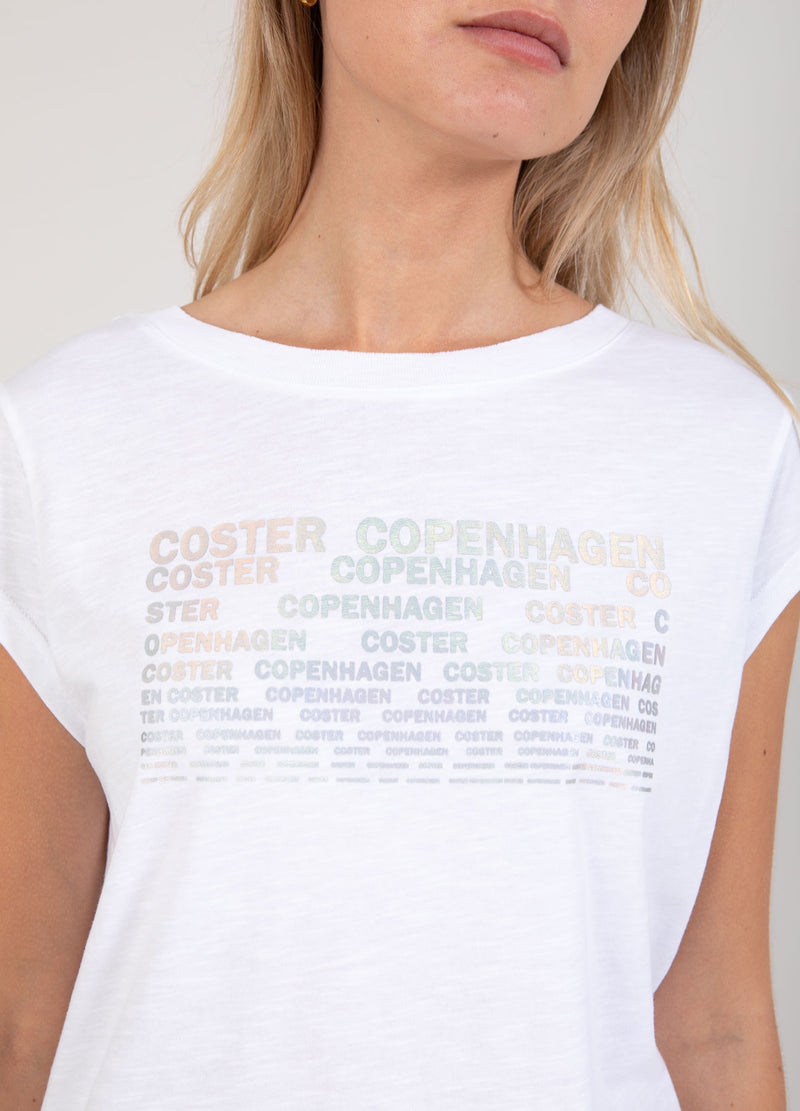 Coster Copenhagen T-SHIRT MED COSTER TRYCK - KEPSÄRM T-Shirt White - 200