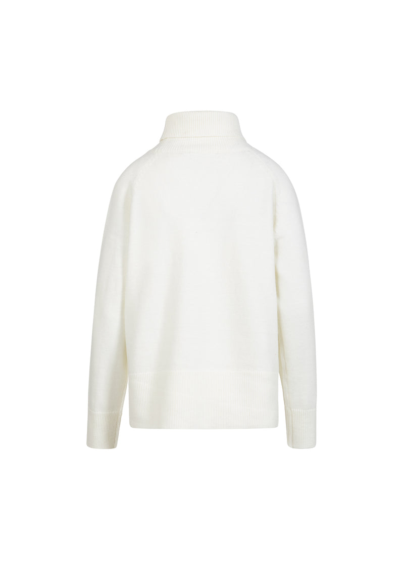Coster Copenhagen TRÖJA MED HÖG HALS - BEKVÄM Knitwear White - 200