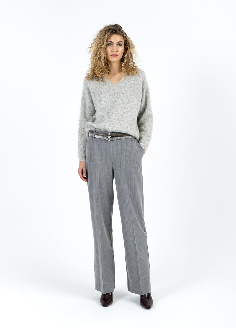 Coster Copenhagen V-ringning med silver hundtandsmönster Knitwear Mist grey - 121